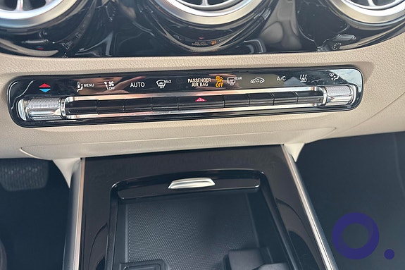 Mercedes-Benz EQA250 21 of 25