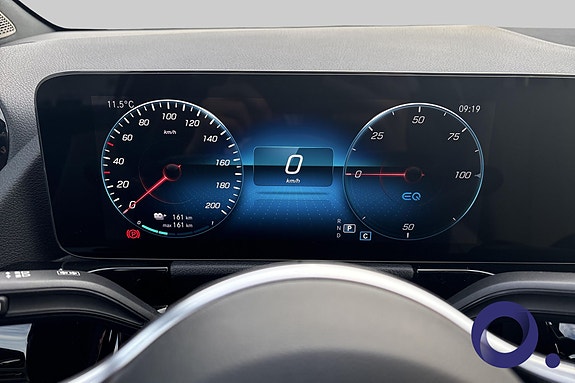 Mercedes-Benz EQA250 15 of 25