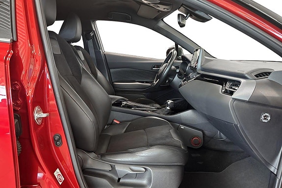 Toyota C-HR 22 of 24
