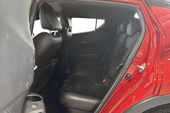 Toyota C-HR 7 of 24