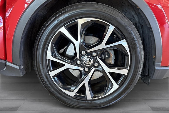 Toyota C-HR 23 of 24