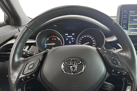 Toyota C-HR 9 of 24