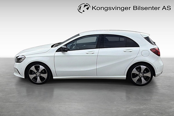 Mercedes-Benz A180 4 of 30