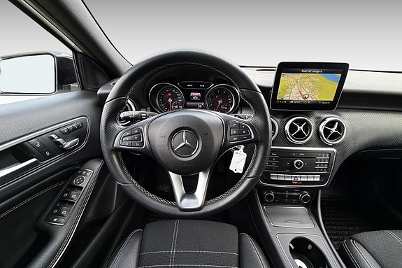 Mercedes-Benz A180 15 of 30