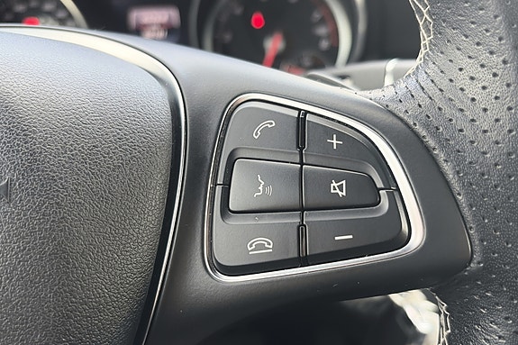 Mercedes-Benz A180 17 of 30