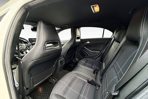 Mercedes-Benz A180 13 of 30