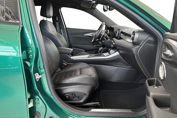 Alfa Romeo Tonale 23 of 30