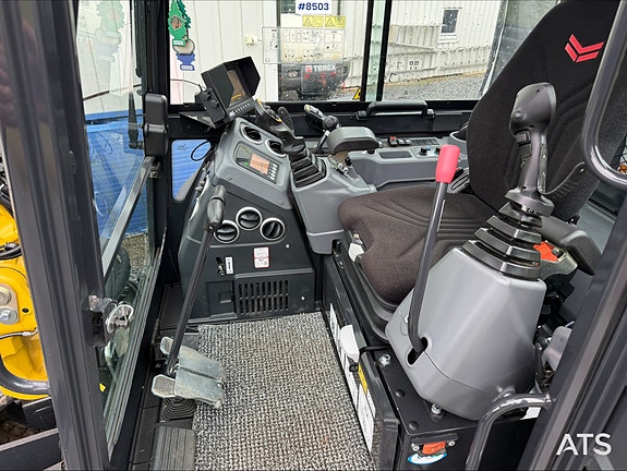 Yanmar SV60-B Gravemaskin m/Engcon Rotortilt og 2 skuffer - kun 300 timer 27 of 30