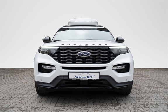 Ford Explorer 4 of 30