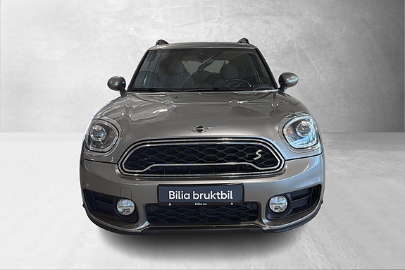 MINI Countryman Cooper SE 2 of 28