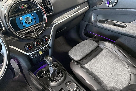 MINI Countryman Cooper SE 9 of 28