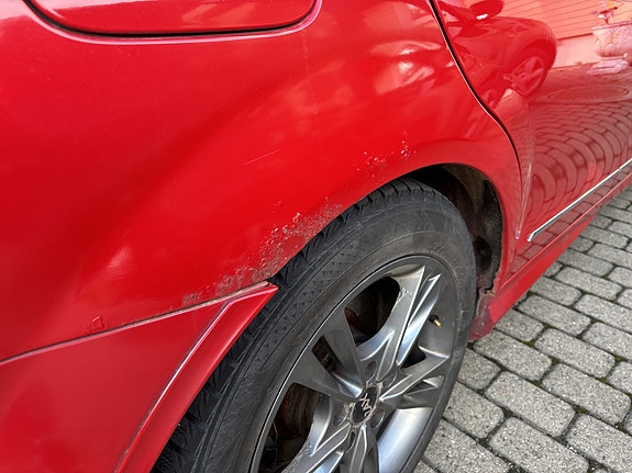 Mercedes-Benz C200 9 of 9