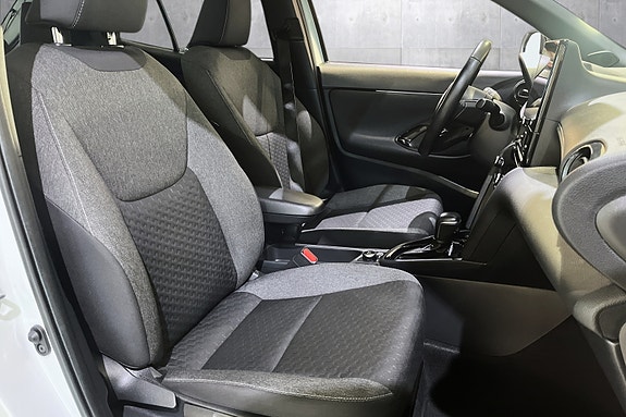 Toyota Yaris Cross 16 of 20