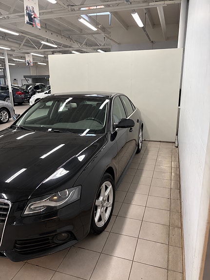 Audi A4 4 of 25