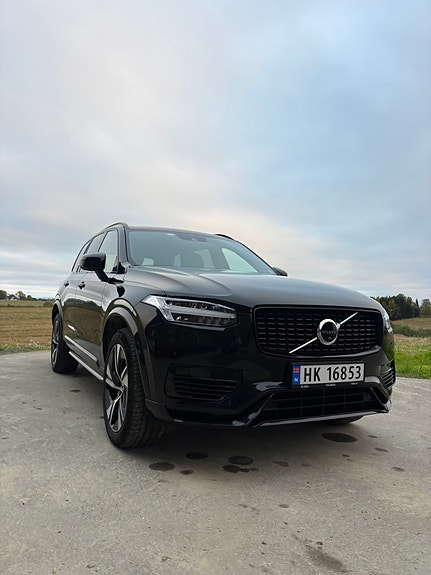 Volvo XC90 6 of 26