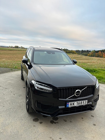 Volvo XC90 5 of 26