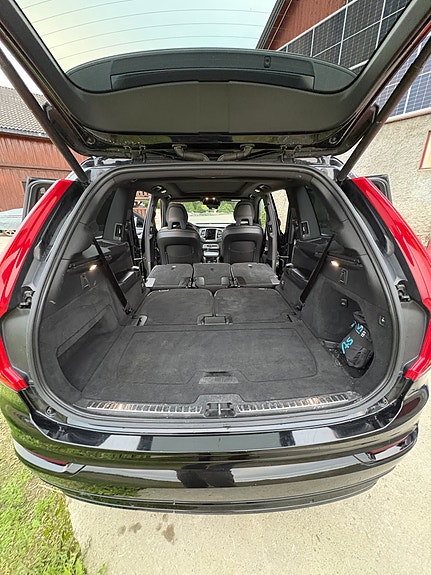 Volvo XC90 20 of 26
