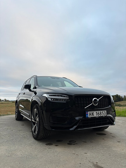 Volvo XC90 4 of 26
