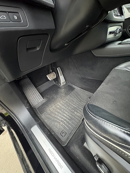 Volvo XC90 15 of 26