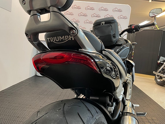 Triumph Rocket III R *** SERVICE/GARANTI *** 11 of 30