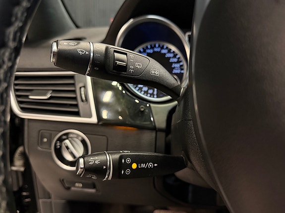 Mercedes-Benz ML250 23 of 30