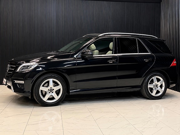 Mercedes-Benz ML250 4 of 30