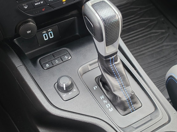 Ford Ranger Raptor 26 of 30