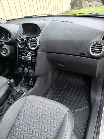 Opel Corsa 15 of 24