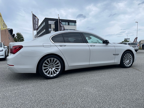 BMW 730d 10 of 30