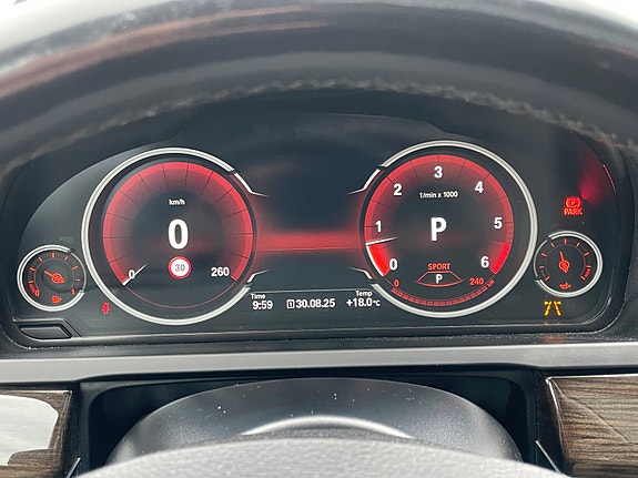 BMW 730d 28 of 30