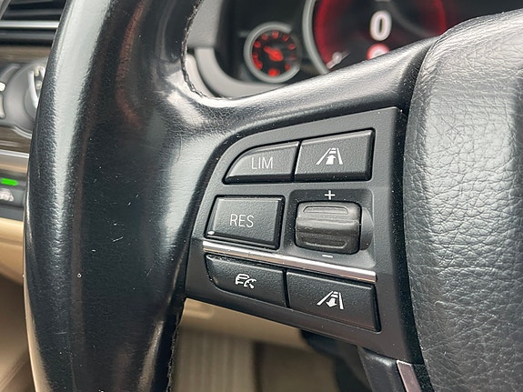 BMW 730d 30 of 30