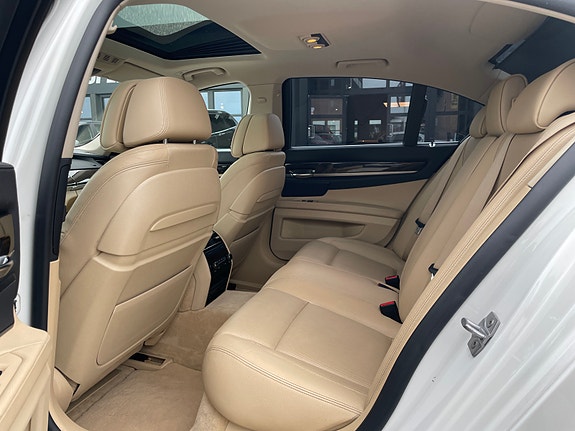 BMW 730d 20 of 30
