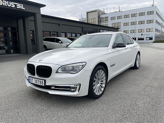 BMW 730d 3 of 30
