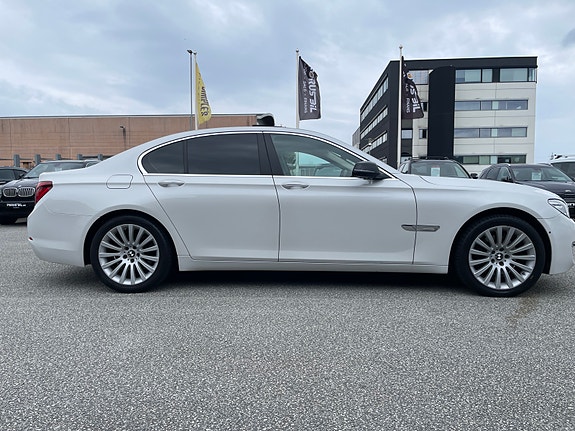 BMW 730d 11 of 30