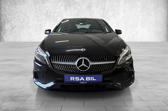 Mercedes-Benz A180 2 of 25