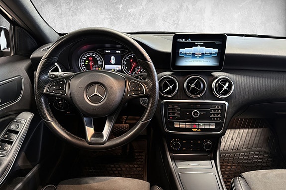Mercedes-Benz A180 23 of 25