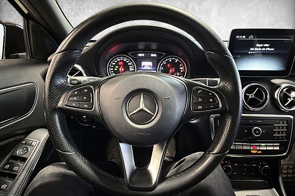 Mercedes-Benz A180 14 of 25