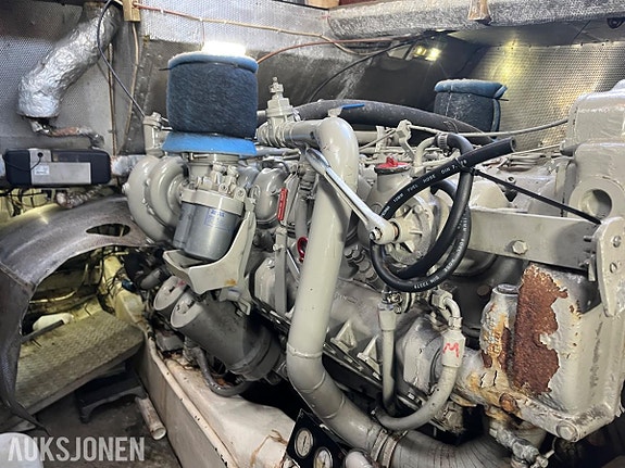 Mercedes/MTU 12V 183 med TwinDisk gir - båtmotor - ingen minstepris 15 of 21