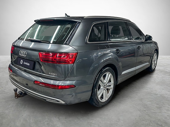 Audi Q7 5 of 30