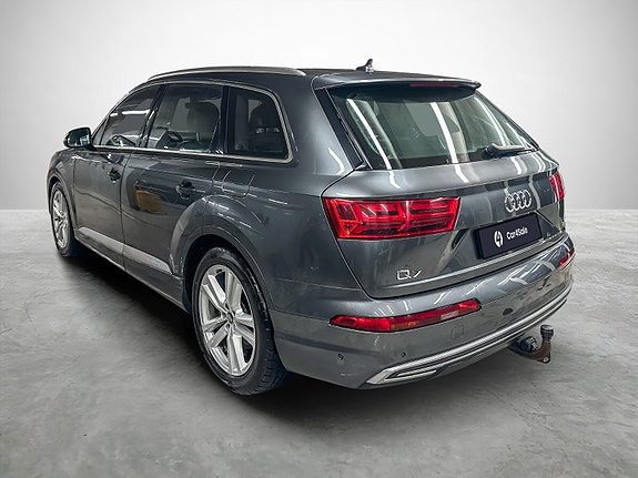 Audi Q7 3 of 30