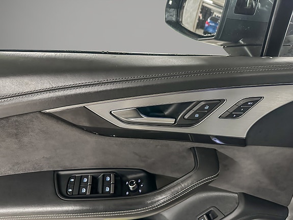 Audi Q7 10 of 30