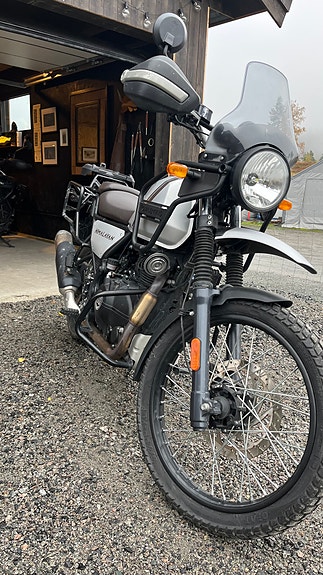 Royal Enfield Himalayan 2 of 7