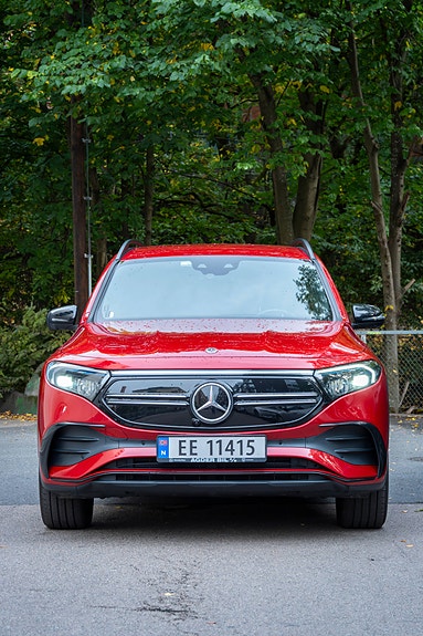 Mercedes-Benz EQB300 12 of 30