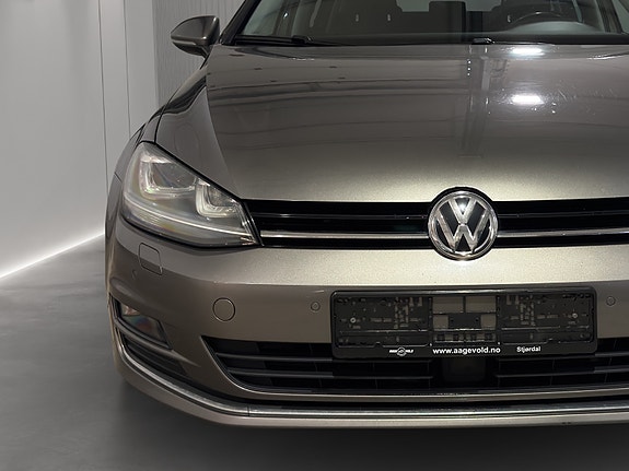 Volkswagen 4 of 26