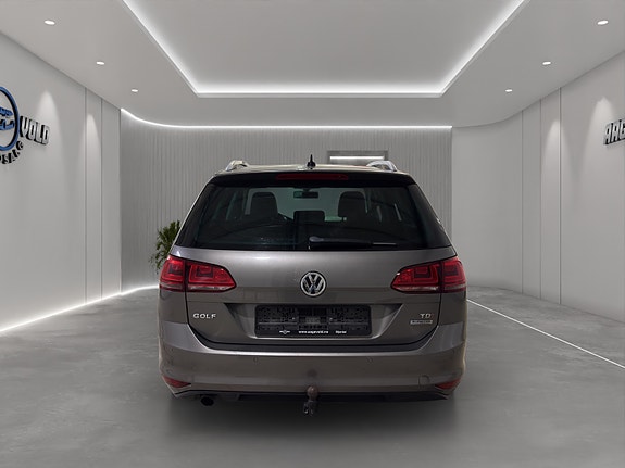 Volkswagen 9 of 26