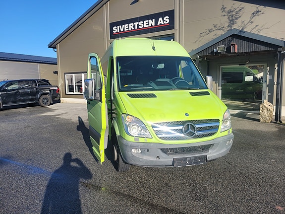 Mercedes-Benz Sprinter 519 17seter 3 of 20