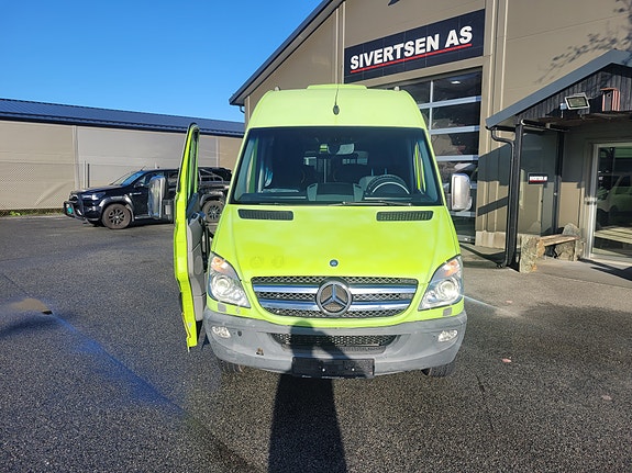 Mercedes-Benz Sprinter 519 17seter 2 of 20