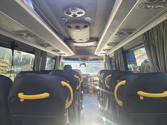 Mercedes-Benz Sprinter 519 17seter 19 of 20