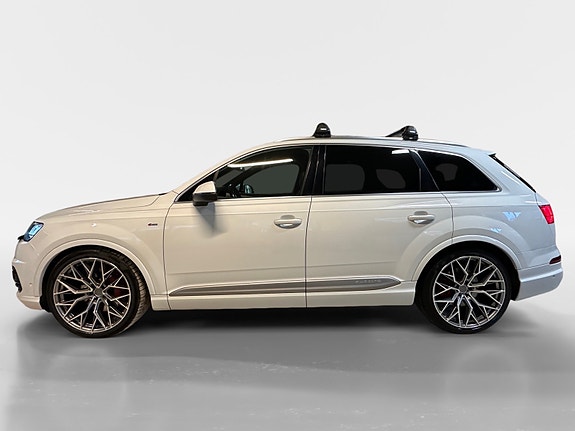 Audi Q7 4 of 30
