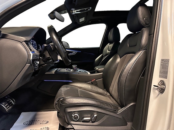 Audi Q7 8 of 30